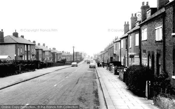 Photo of Dinnington, Lordens Hill c1965