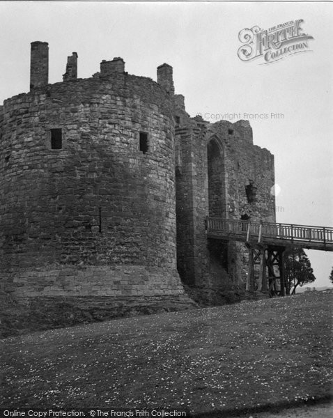 Photo of Dirleton, Castle 1948