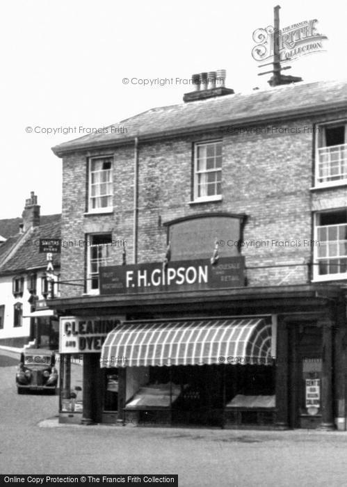Photo of Diss, F. H. Gipson's Shop, Market Hill c.1960