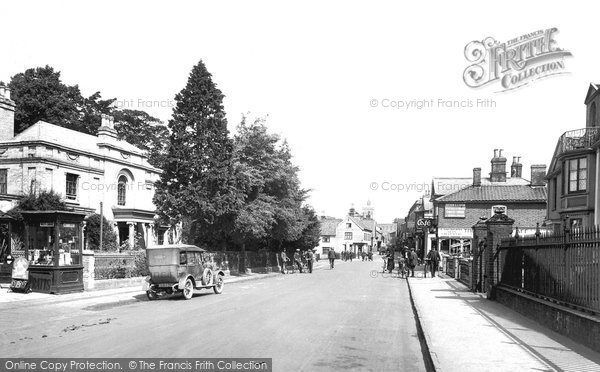 Photo of Diss, Mere Street 1925