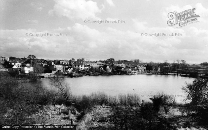 Photo of Diss, The Mere From Denmark Street c.1960