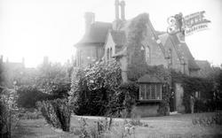 Warden's House c.1900, Ditchingham