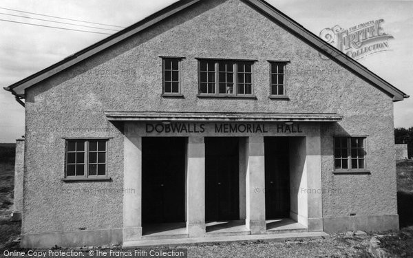 Photo of Dobwalls, Memorial Hall c.1965