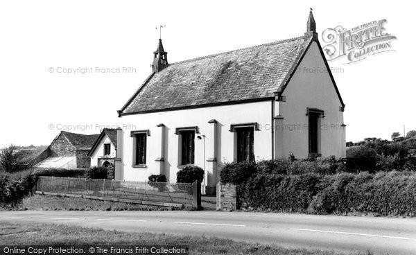 Photo of Dobwalls, St Peter's Church c.1965