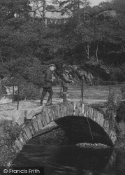 Boys Fishing 1913, Dolgellau