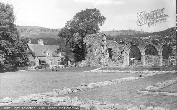 Photo of Dolgellau, Cymmer Abbey 1935
