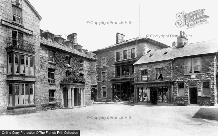 Photo of Dolgellau, Royal Ship Hotel And Post Office, Queen's Square 1908