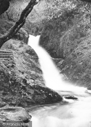 The Falls c.1932, Dolgoch