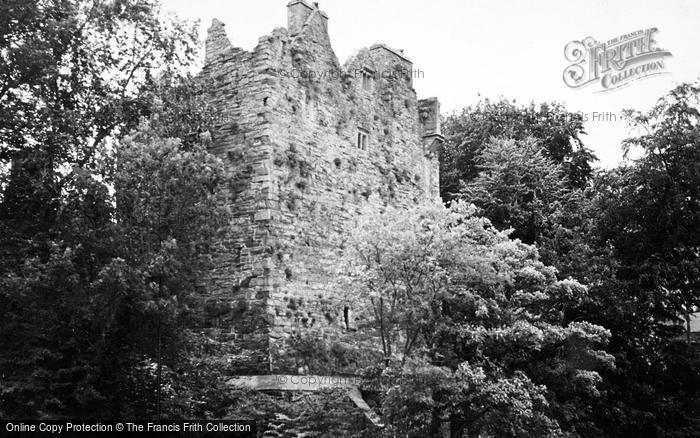 Photo of Donegal Town, Castle c.1960