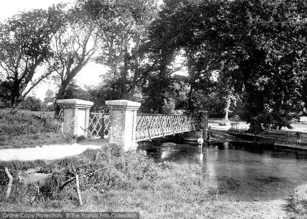 Photo of Dorchester, Blue Bridge, River Frome 1922