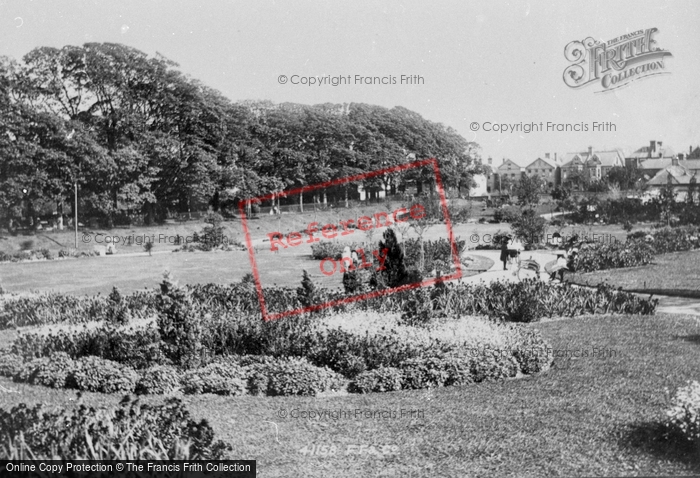 Photo of Dorchester, Borough Gardens 1898