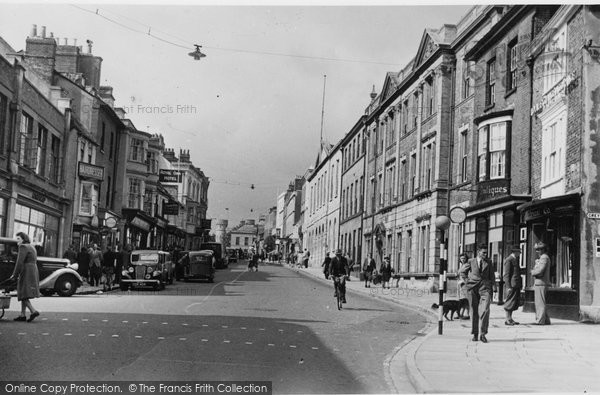 Photo of Dorchester, High West Street c.1950