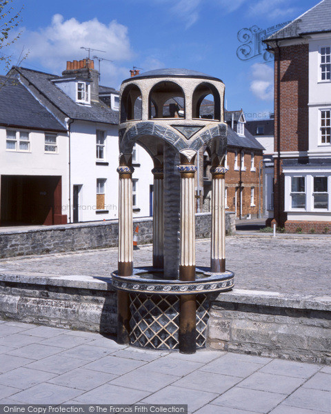 Photo of Dorchester, New Fountain In Princes Street 2004