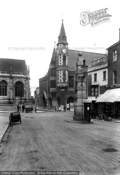 Photo of Dorchester, Old Pump And Town Hall 1913
