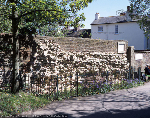 Photo of Dorchester, Roman Wall 2004