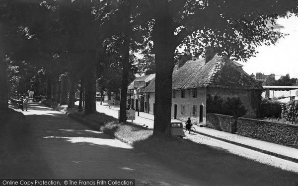 Photo of Dorchester, The Grove 1939