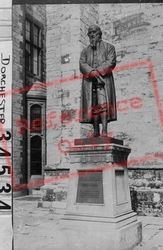 William Barnes Statue 1894, Dorchester