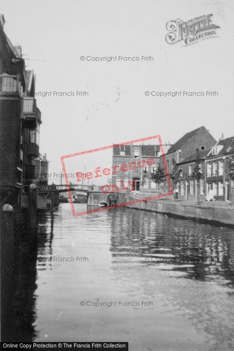 Photo of Dordrecht, Canal c.1930