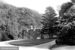 Burford Lodge 1909, Dorking