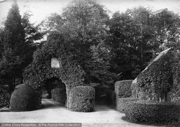 Photo of Dorking, Milton Court Entrance 1906