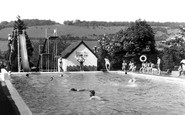Dorking, the Watermill Swimming Pool c1965