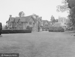 Dorney Court 1953, Dorney