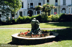 Derby Square 2004, Douglas