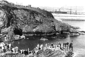 Douglas Head 1893, Douglas
