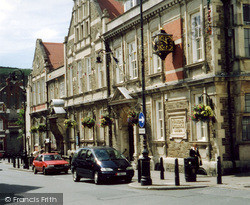 Town Hall 2004, Douglas