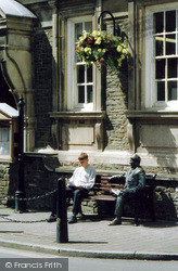 Town Hall And Norman Wisdom's Statue 2004, Douglas