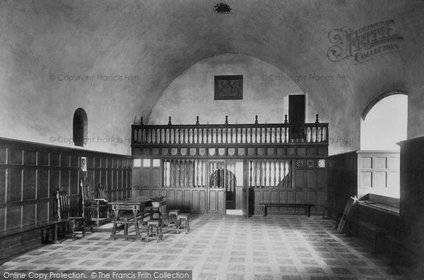 Photo of Doune, Castle, Lord's Hall 1899