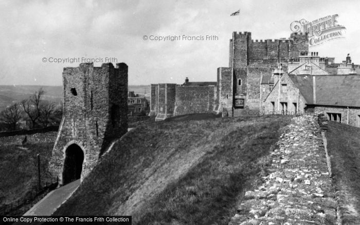 Photo of Dover, Castle 1954