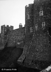 Castle 1954, Dover