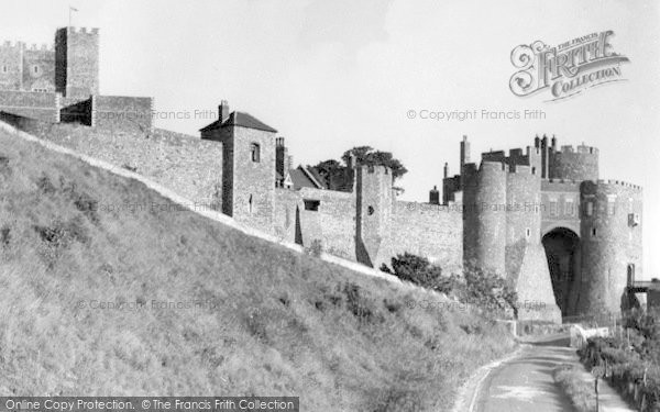 Photo of Dover, Castle, Battlements And Constable's Tower c.1950