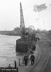 Crane, Admiralty Pier 1906, Dover