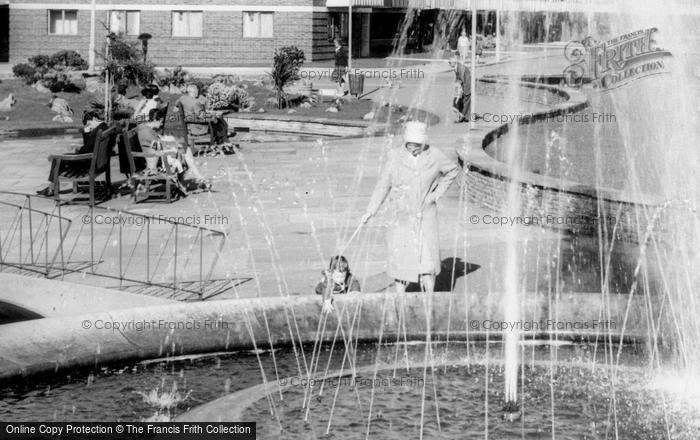 Photo of Dover, Granville Gardens, Mother And Child c.1965