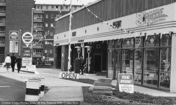 Photo of Dover, Regent Garage c.1960