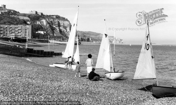 Photo of Dover, The Beach c.1965