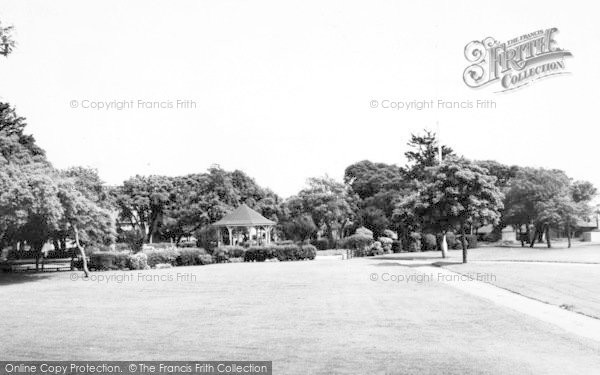 Photo of Dovercourt, Bay, The Park c.1960
