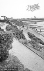 The Cliff Walks c.1955, Dovercourt