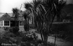 Gardens c.1955, Downderry