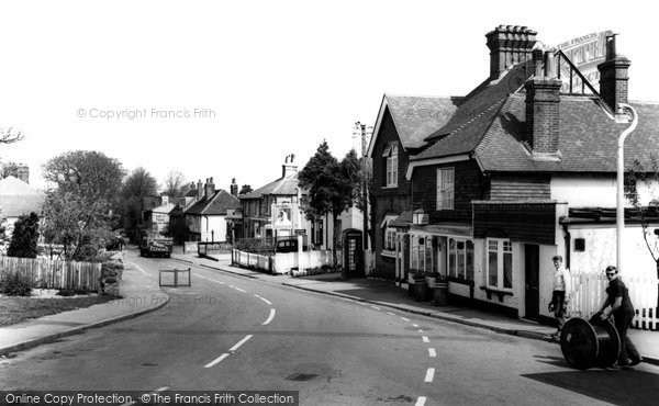 Photo of Downe, High Street c.1955