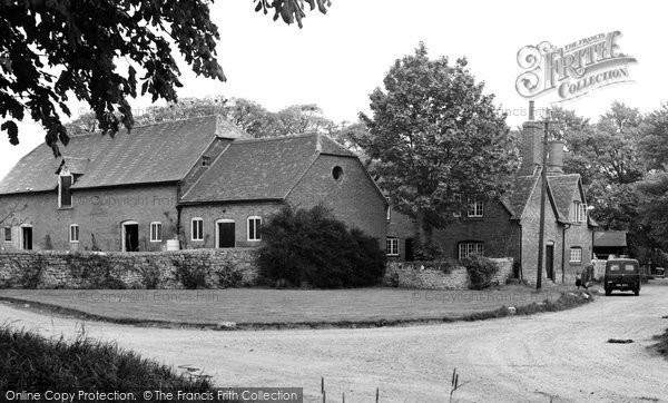 Photo of Drayton, Gravel Lane c.1955
