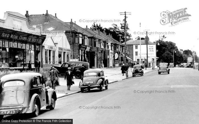 Photo of Drayton, Havant Road Shops And The New Inn c.1955