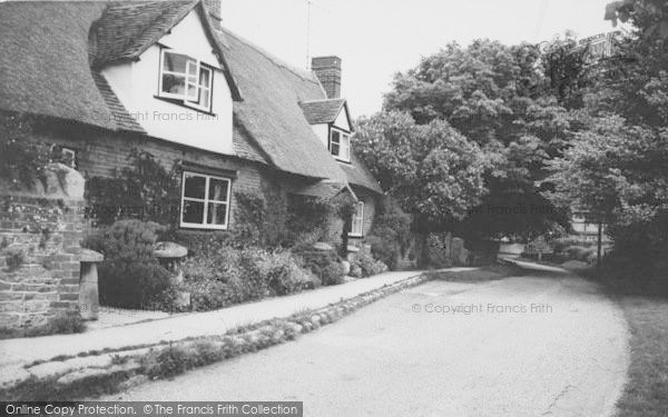 Photo of Drayton, Henleys Lane c.1965