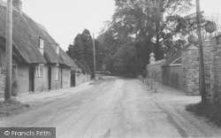 High Street c.1960, Drayton