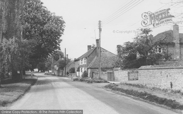 Photo of Drayton, High Street c.1965