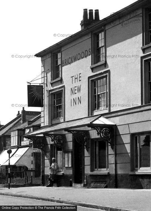 Photo of Drayton, The New Inn c.1955