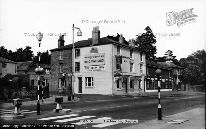 Photo of Drayton, The New Inn c.1965