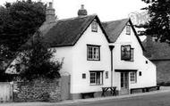 The Wheatsheaf c.1960, Drayton